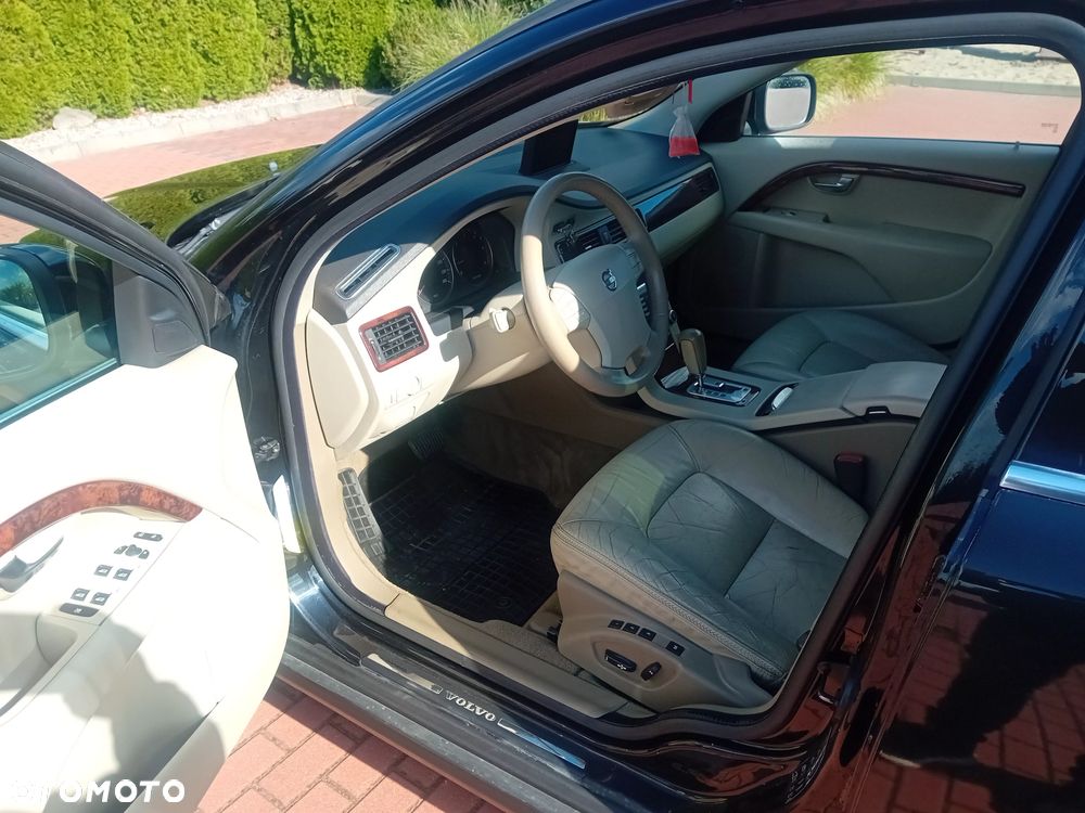 Volvo XC 70 D5 AWD Summum - 25