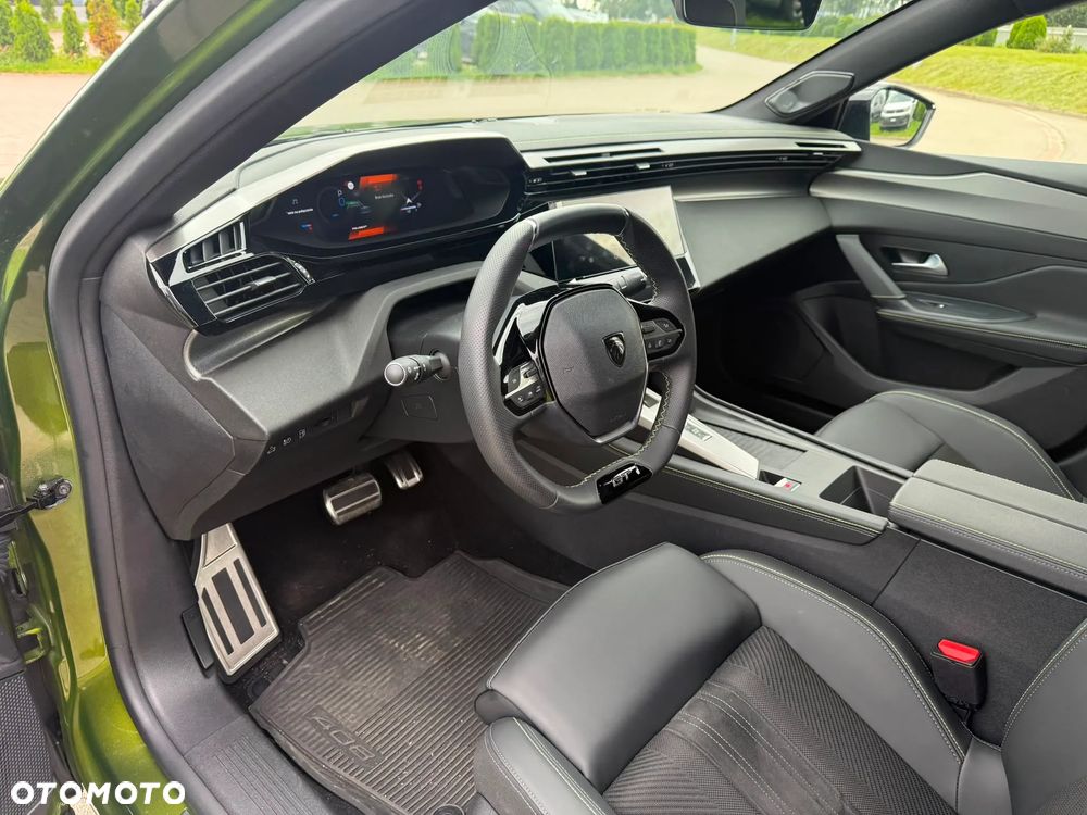 Peugeot 408 1.6 Plug-in Hybrid 240 GT Exclusive e-DCS7 - 26