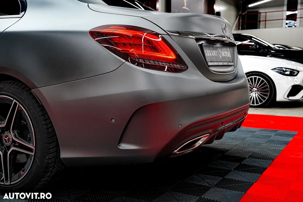 Mercedes-Benz C 200 9G-TRONIC AMG Line - 19
