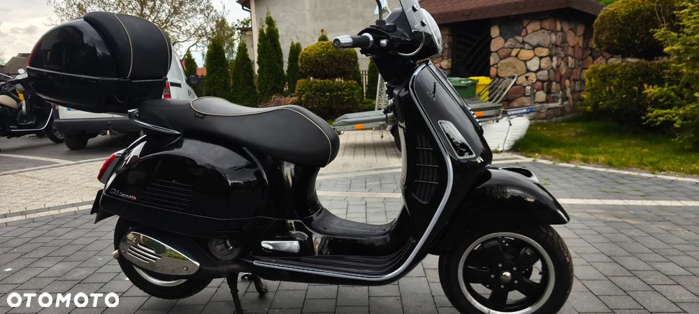 Vespa GTS - 6