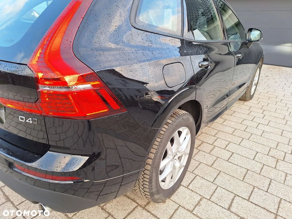 Volvo XC 60 D4 AWD Geartronic Momentum - 26