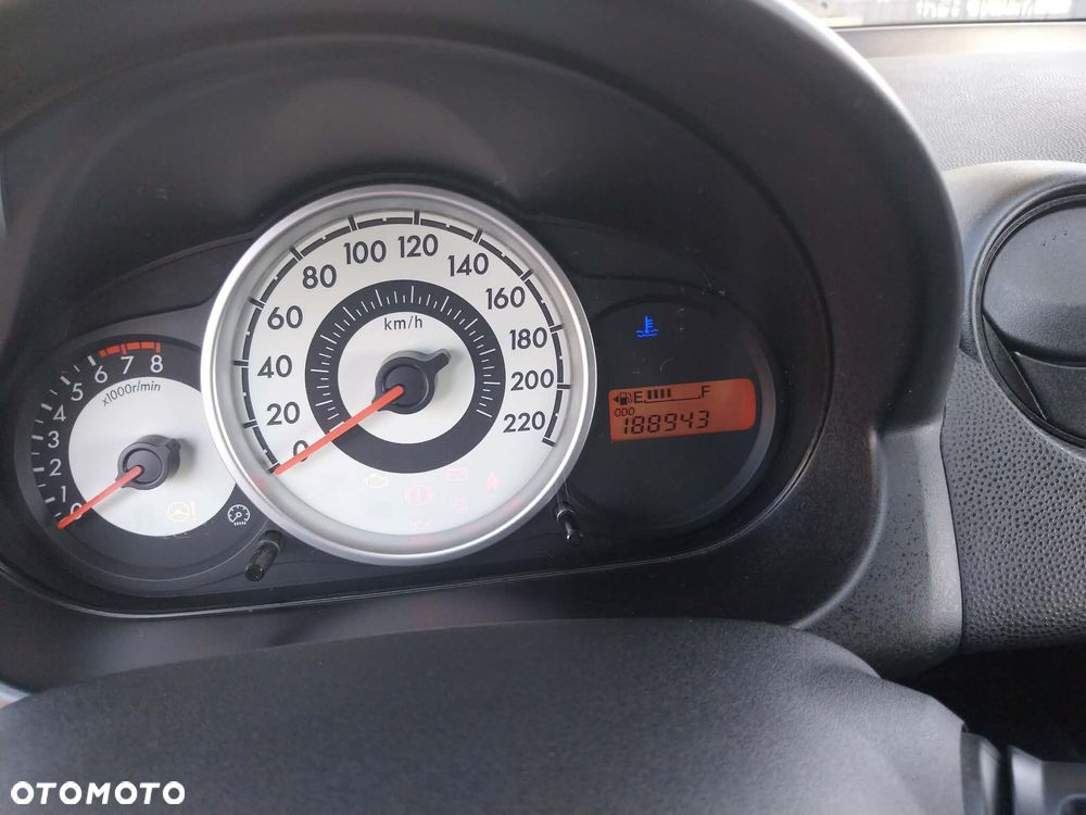 Mazda 2 1.3 Exclusive - 22