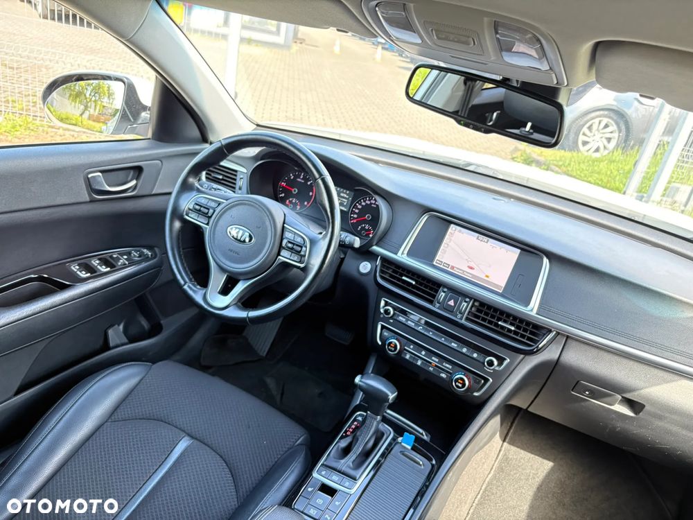 Kia Optima 1.7 CRDI L DCT - 24