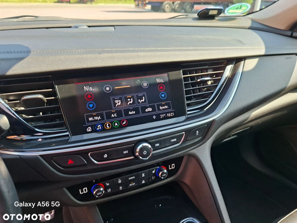 Opel Insignia - 36