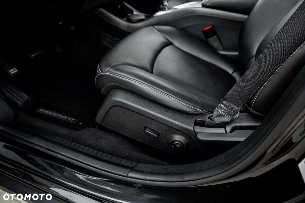 Fiat Freemont 3.6 V6 Lounge - 19