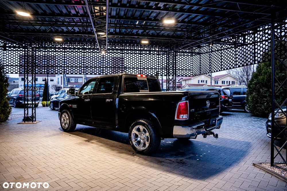 RAM 1500 Crew Cab Laramie - 2