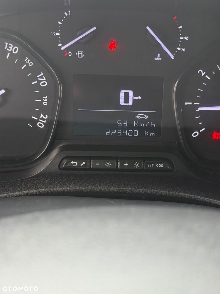 Toyota ProAce Kombi D-4D Long 2,8t - 17