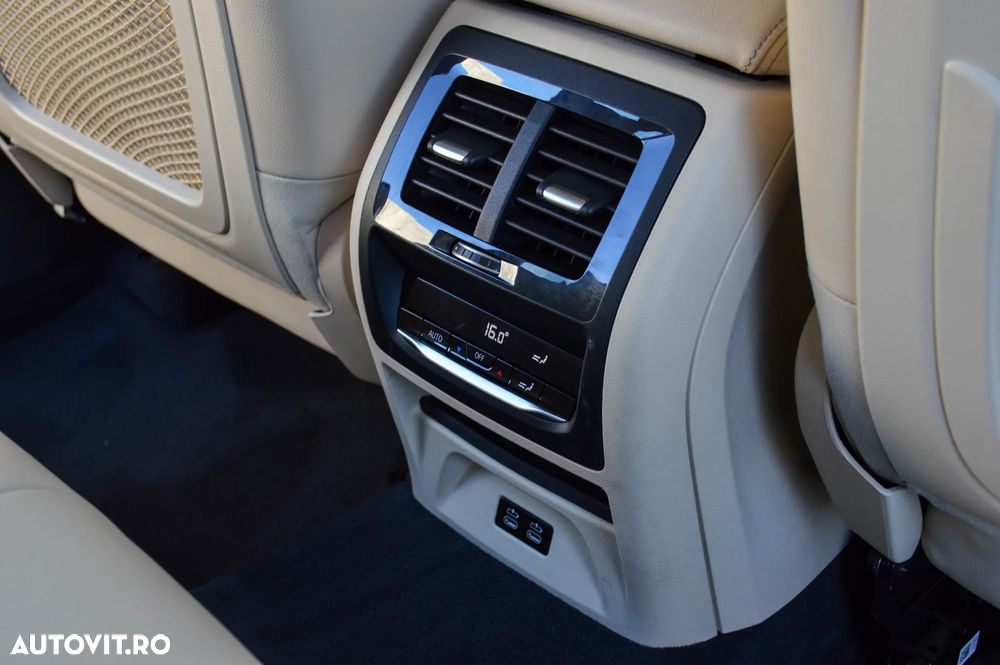 BMW X3 xDrive20i Aut. xLine - 33