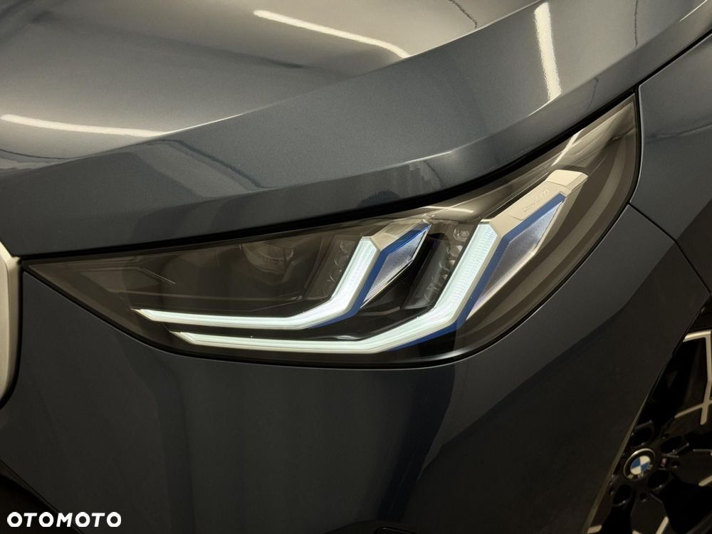 BMW X3 xDrive20d mHEV - 12
