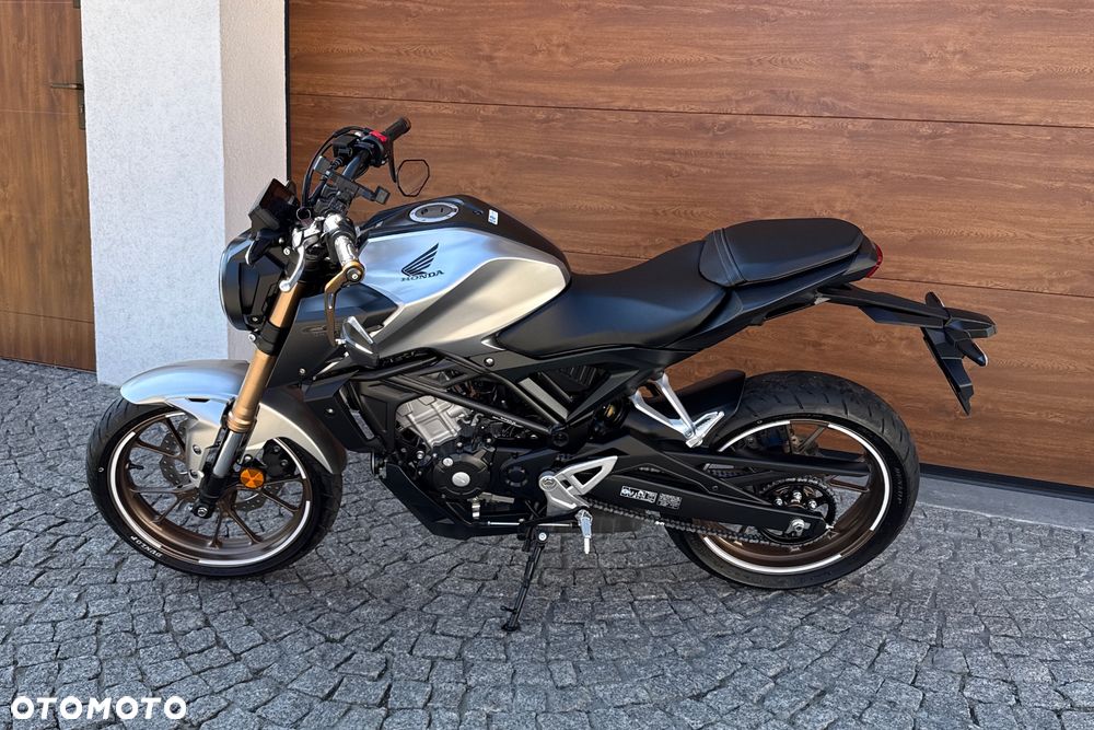 Honda CB - 17