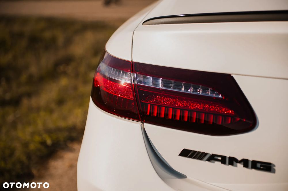 Mercedes-Benz Klasa E AMG 53 Coupe 4-Matic+ 9G-TRONIC - 9