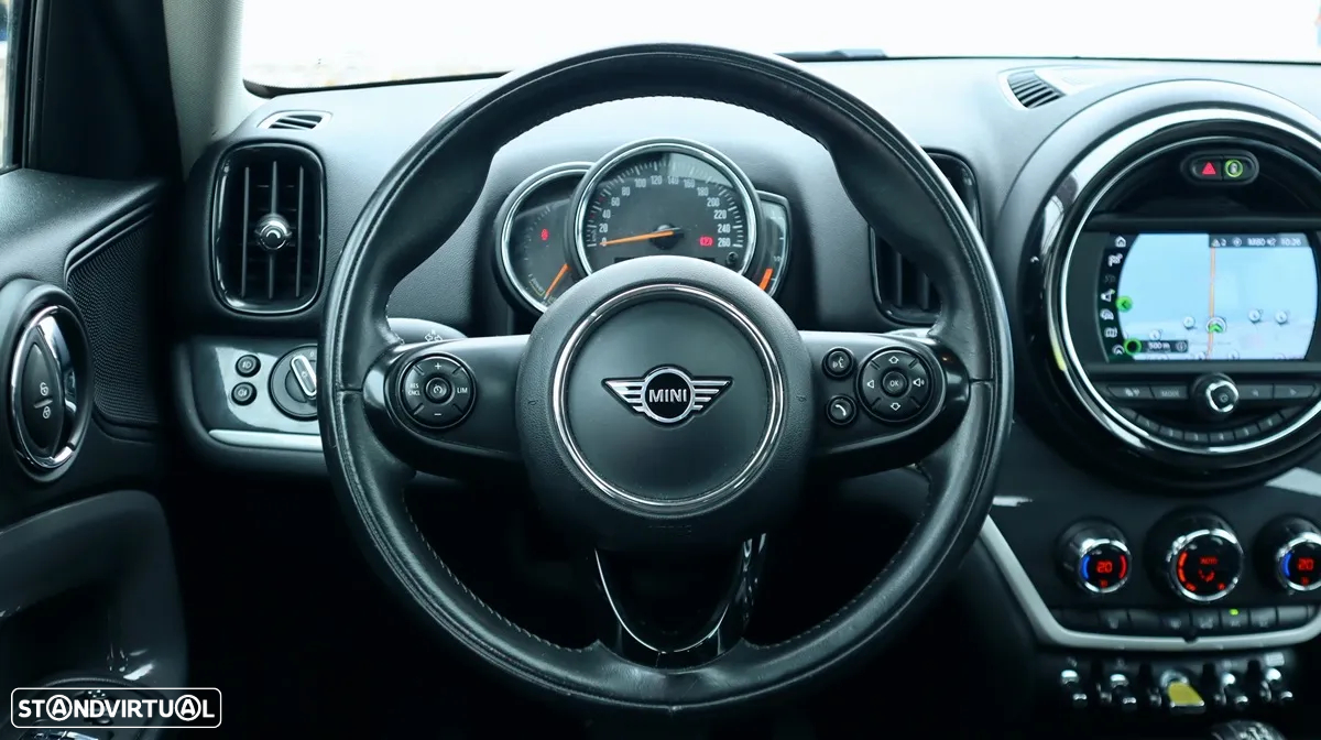 MINI Countryman Cooper SE ALL4 Auto - 16