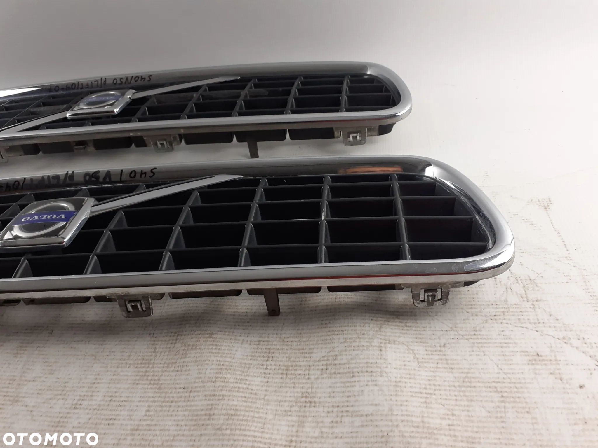 Volvo S40 II V50 Grill Atrapa 04-07r - 9