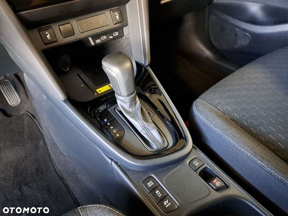 Toyota Yaris Cross Hybrid 1.5 Style - 28