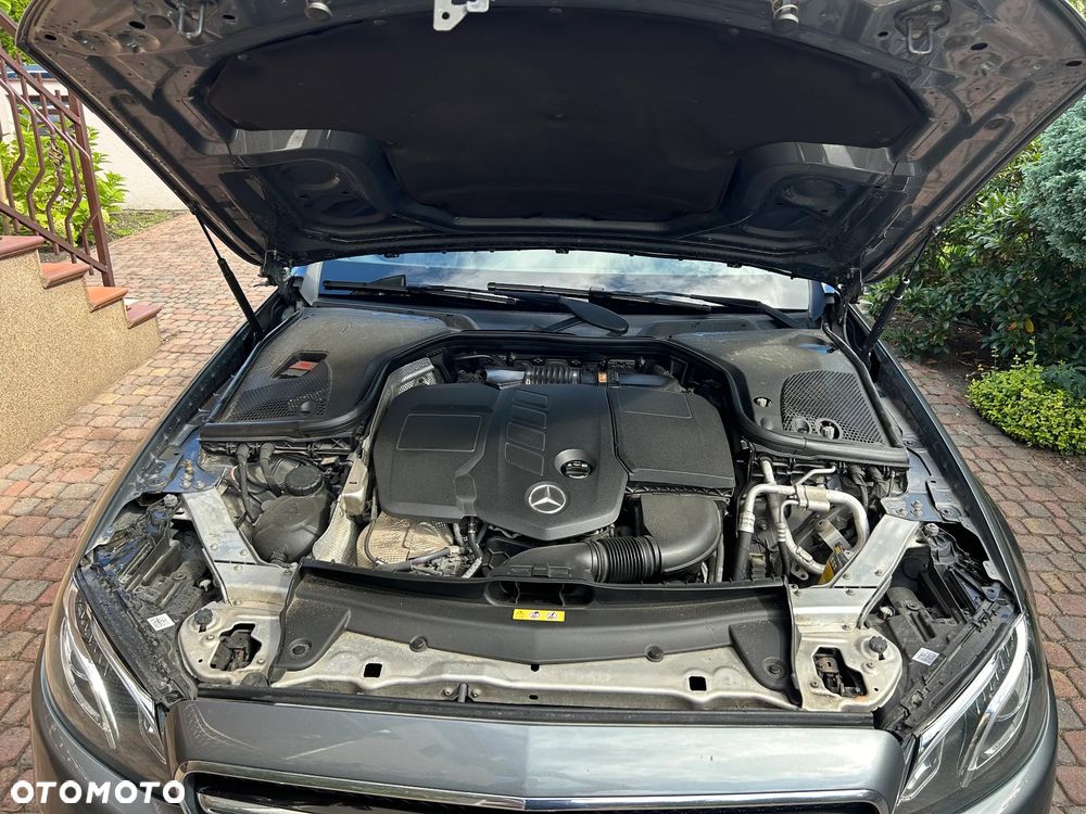 Mercedes-Benz Klasa E 220 d Avantgarde - 19