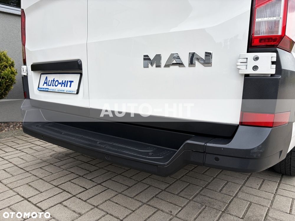 MAN TGE - 12