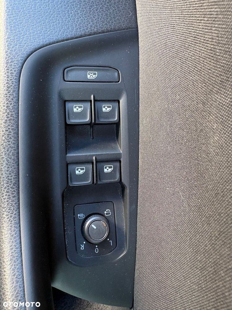 Volkswagen Passat 2.0 TDI EVO Business DSG - 16