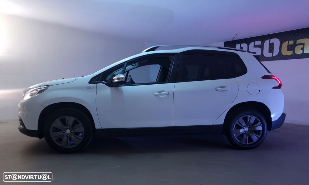 Peugeot 2008 1.6 BlueHDi Style - 4