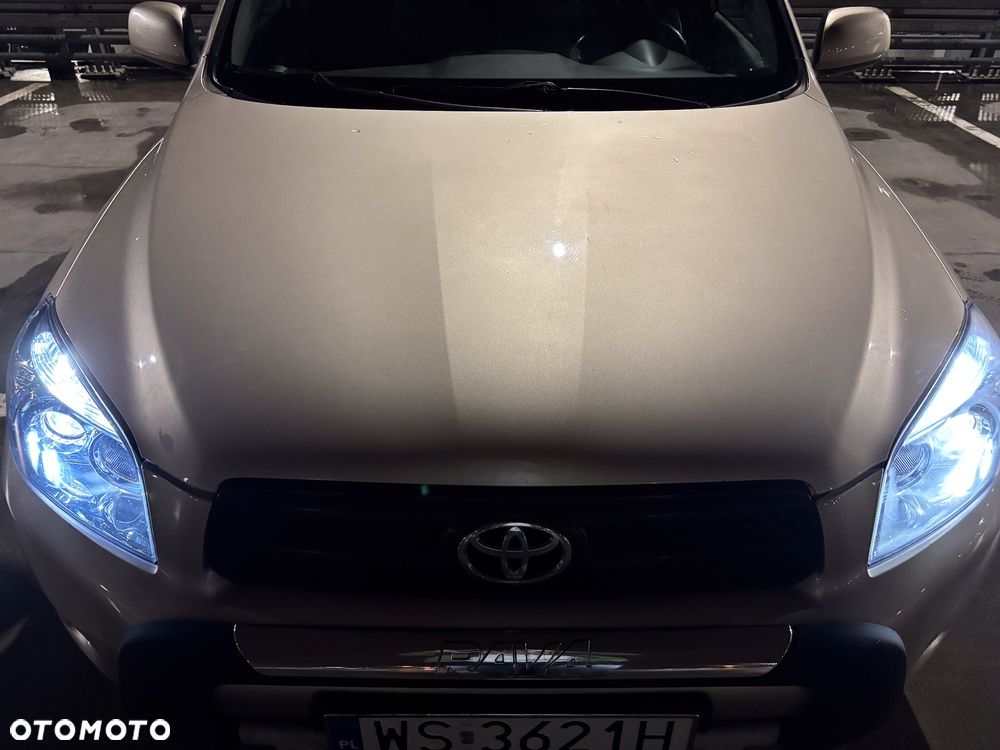 Toyota RAV4 2.0 VVT-i Sol - 3