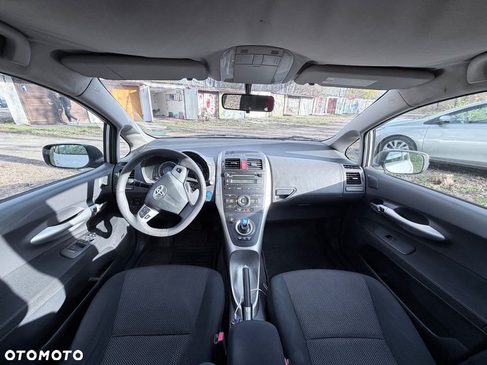 Toyota Auris 1.8 HSD Luna - 12