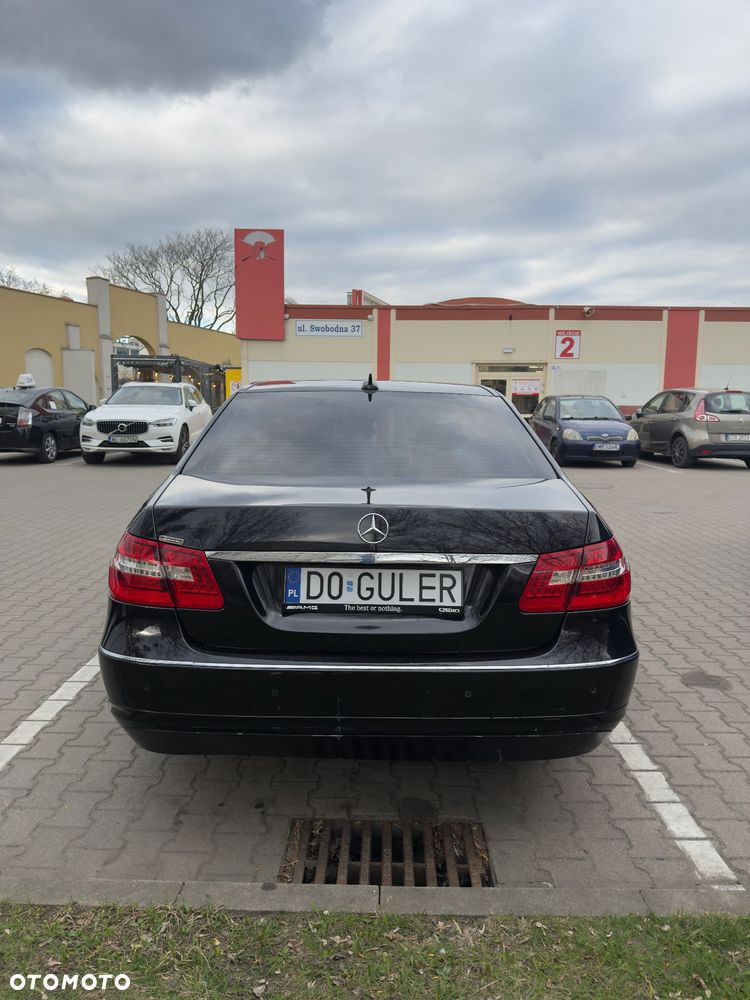 Mercedes-Benz Klasa E 200 CDI DPF BlueEFFICIENCY 7G-TRONIC Elegance - 5