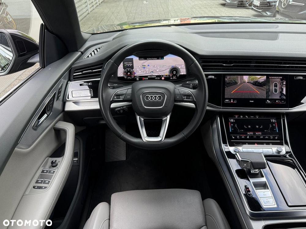 Audi Q8 - 16