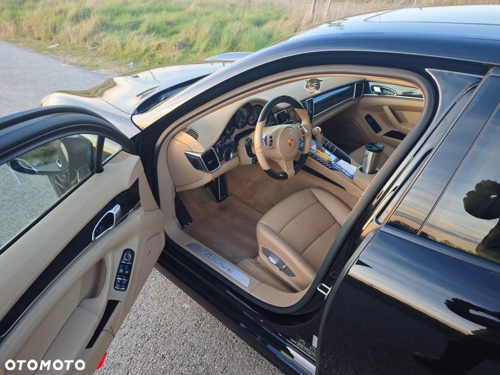 Porsche Panamera Diesel - 13