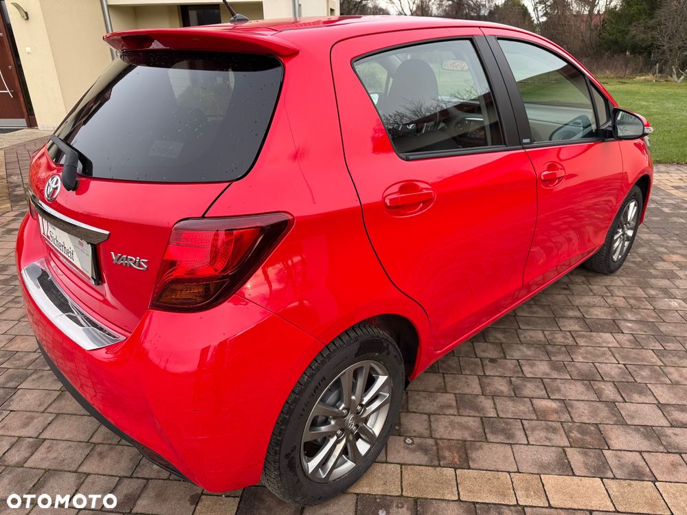 Toyota Yaris - 12