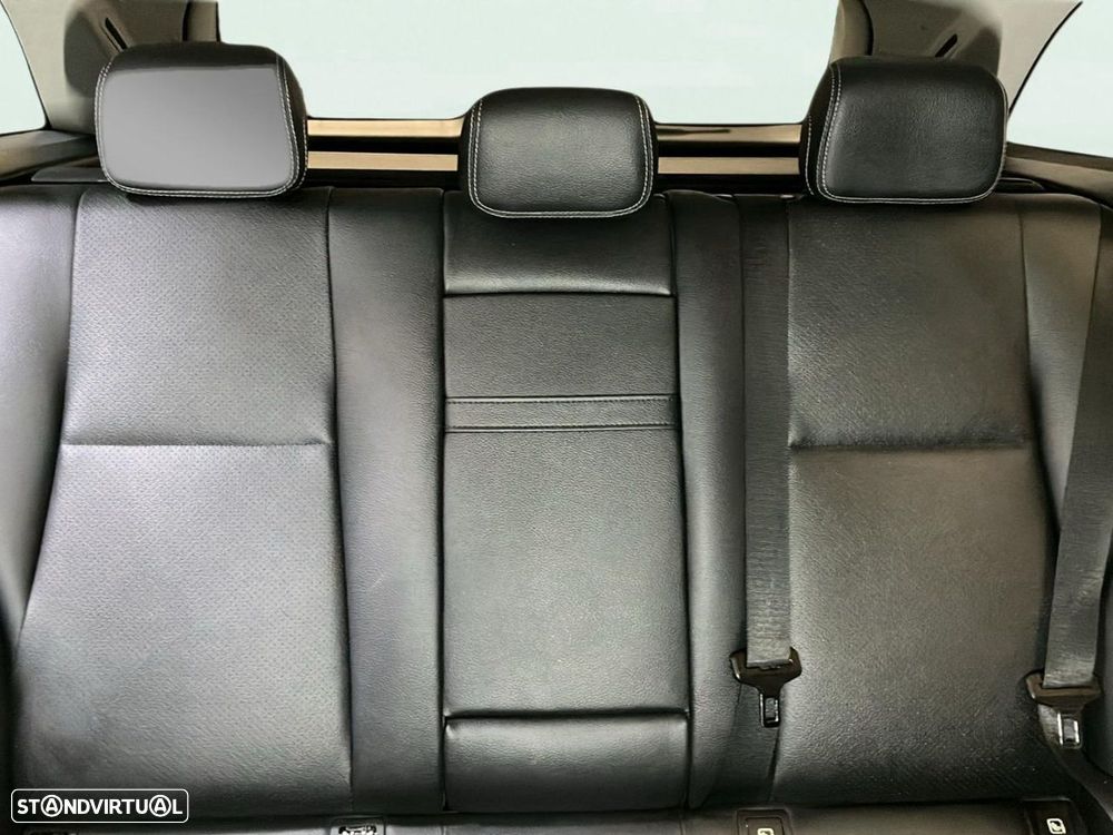 Mercedes-Benz C 300 - 18