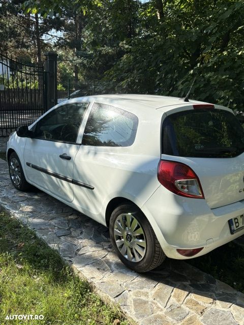 Renault Clio 1.5 dCi 75 Expression - 9