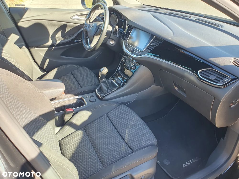 Opel Astra - 16