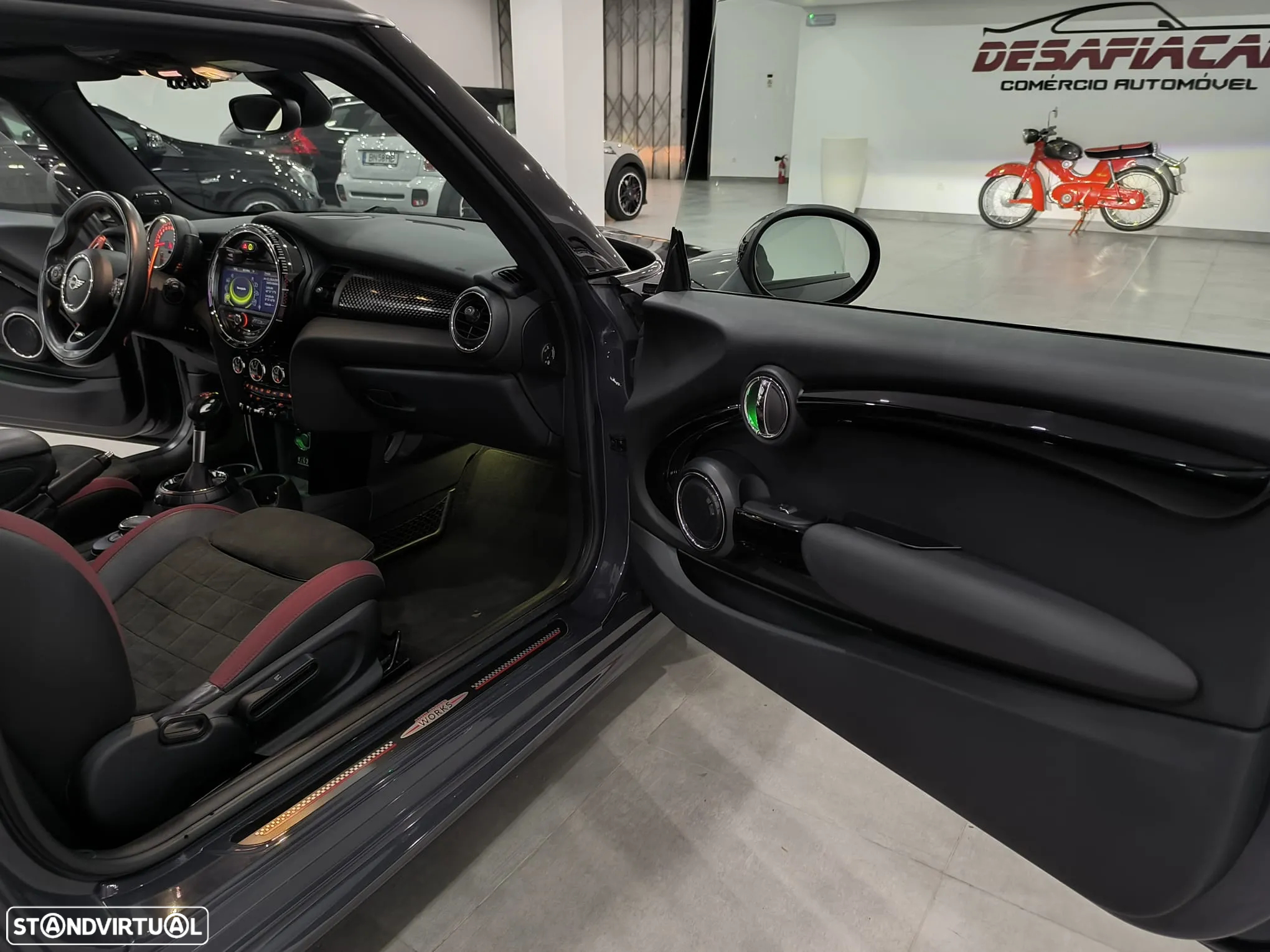 MINI 3 Portas John Cooper Works Sport Aut. - 27