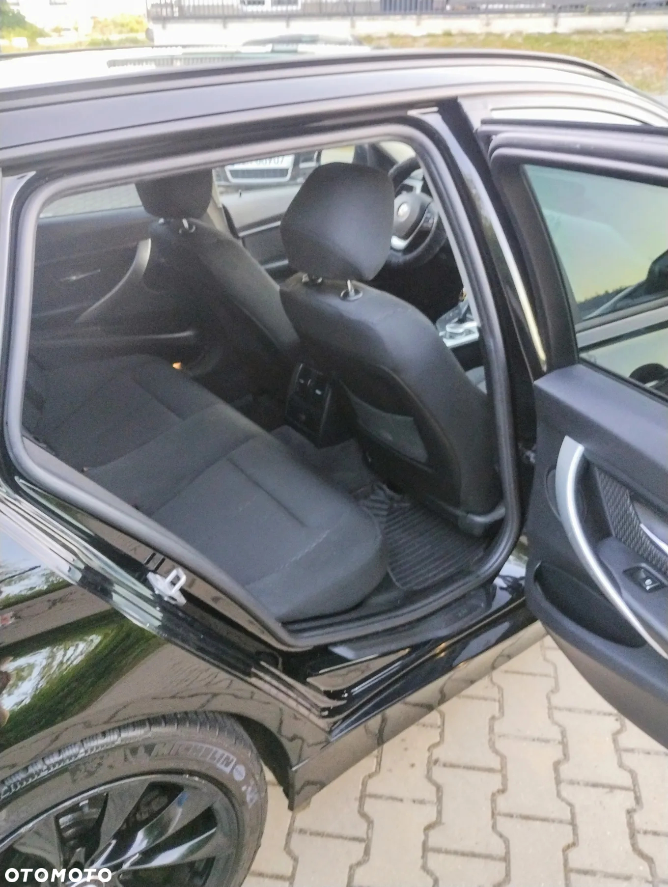 BMW Seria 3 320d M Sport - 11