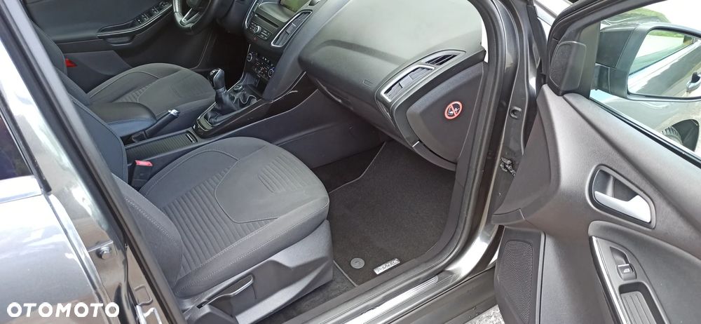Ford Focus 1.0 EcoBoost 99g Titanium - 17