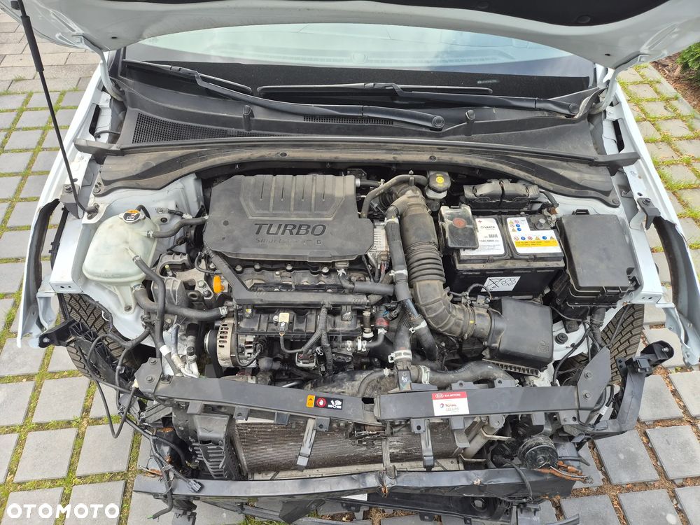 Kia Ceed - 12