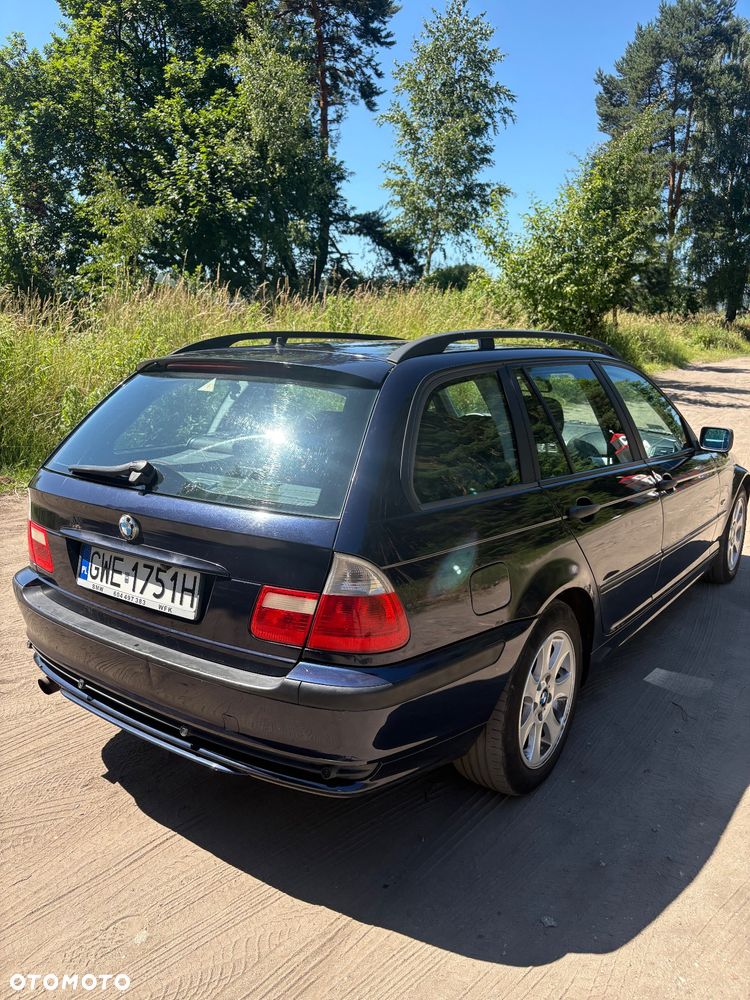 BMW Seria 3 318i - 2
