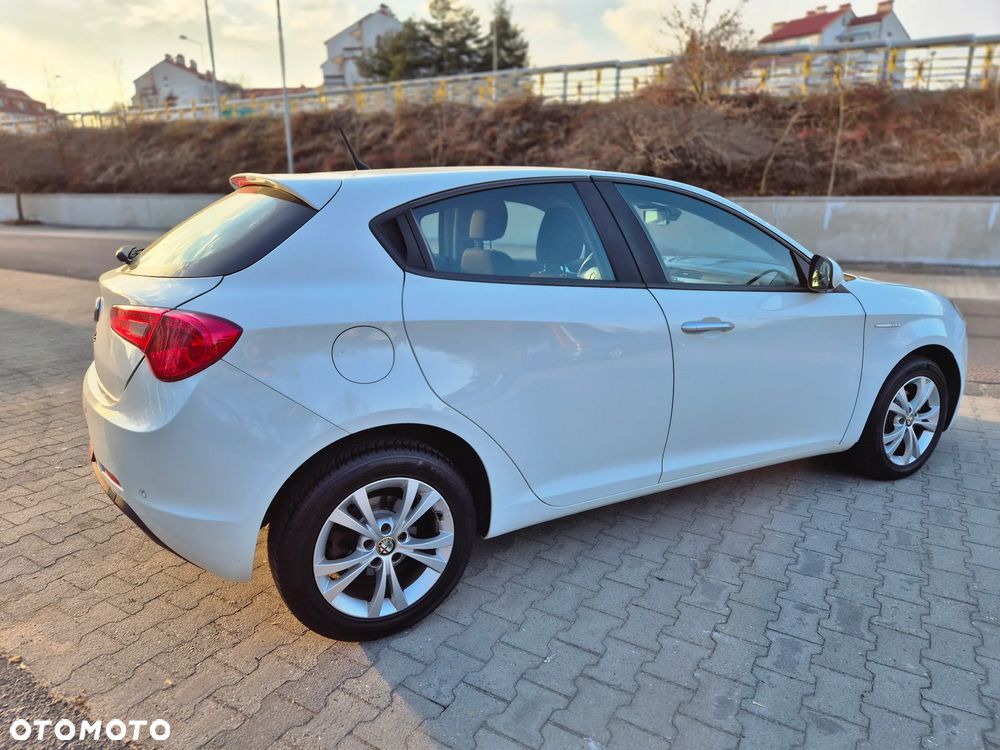 Alfa Romeo Giulietta 1.4 TB 16V - 9