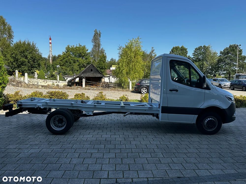 Mercedes-Benz Sprinter - 6