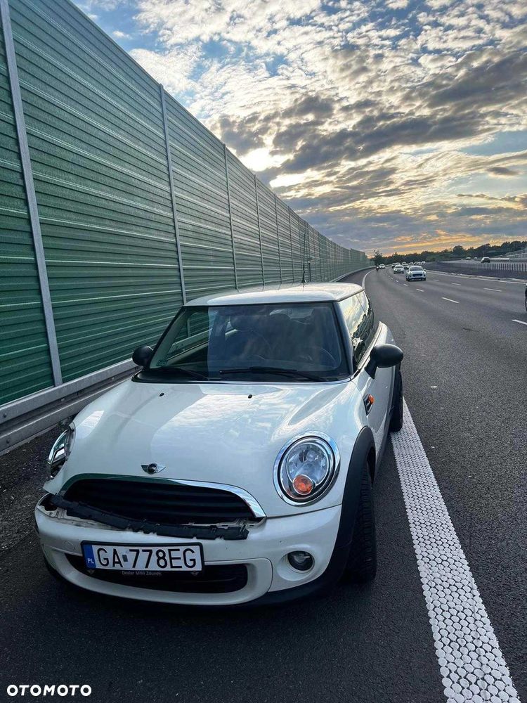 MINI ONE - 3