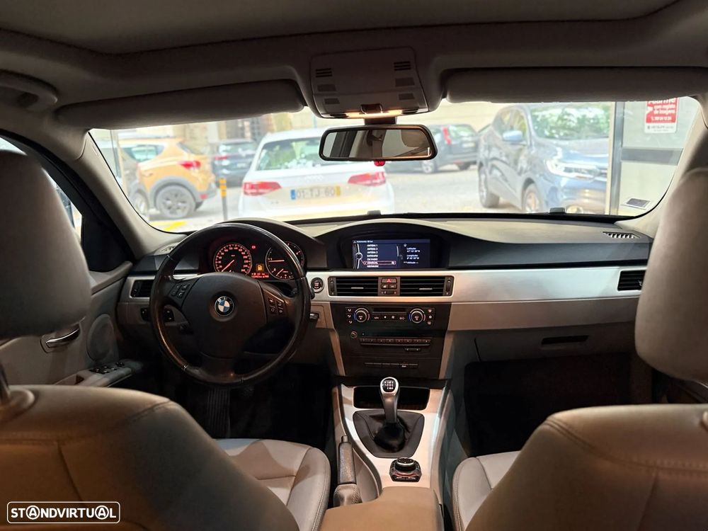 BMW 320 d Navigation - 29