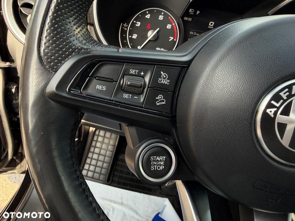 Alfa Romeo Stelvio 2.0 Turbo Veloce Q4 - 27