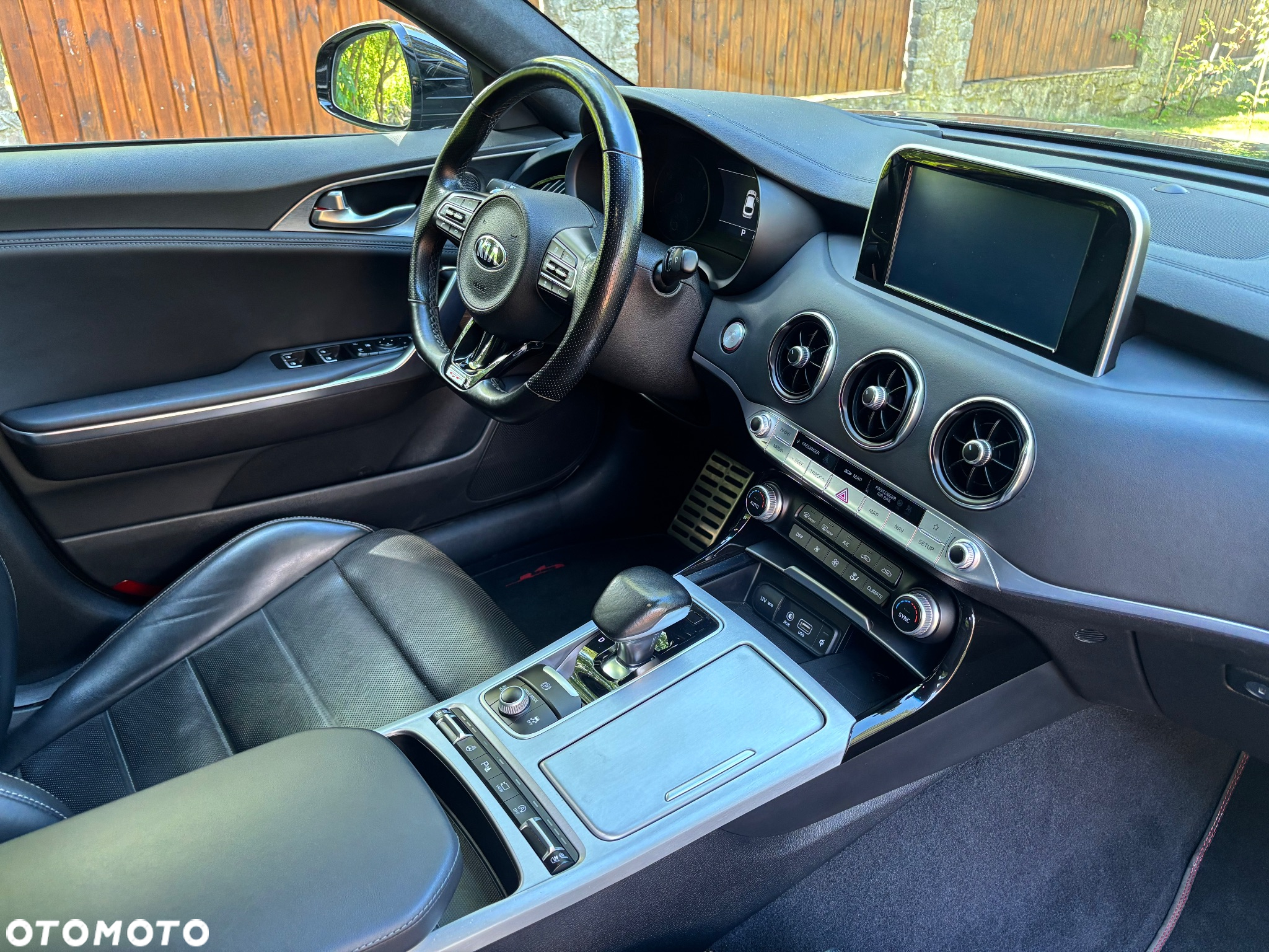 Kia Stinger 3.3 T-GDI V6 GT AWD - 14
