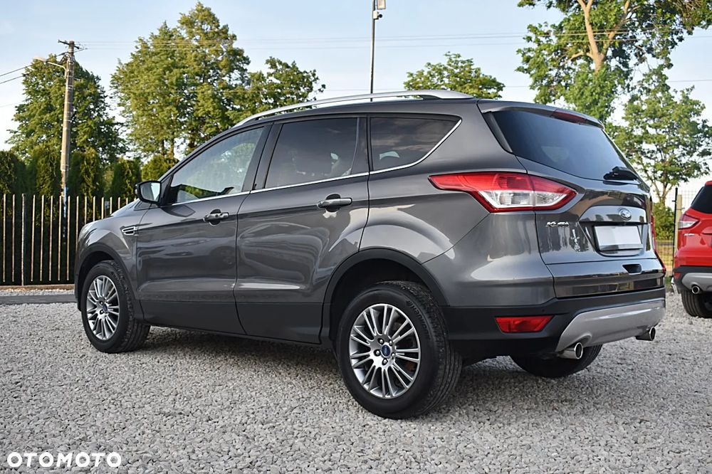 Ford Kuga 2.0 TDCi 2x4 Titanium - 6