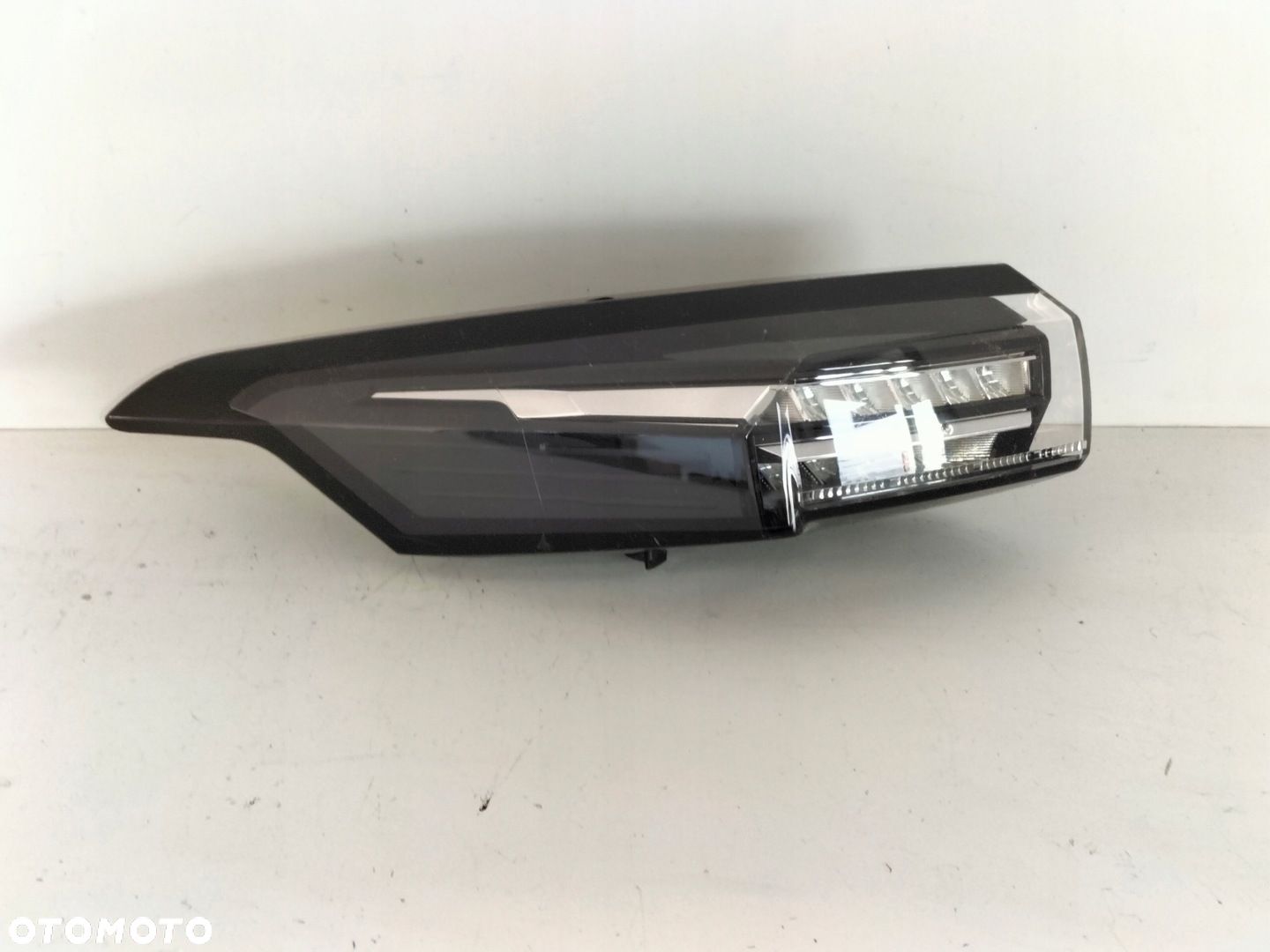 Lampa tylna tył lewa PEUGEOT 308 III T10 21- LED - 1