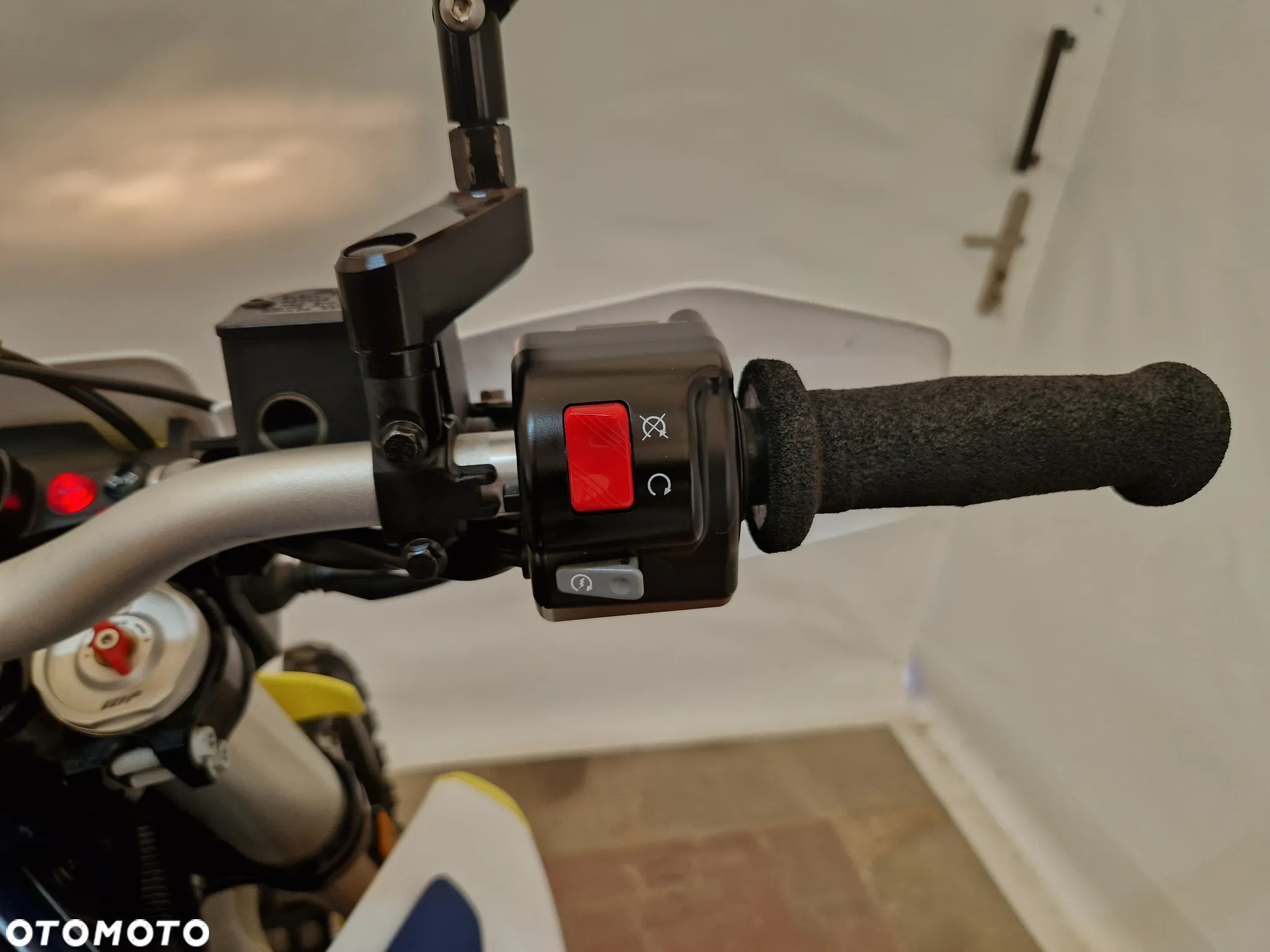 Husqvarna 701 - 34