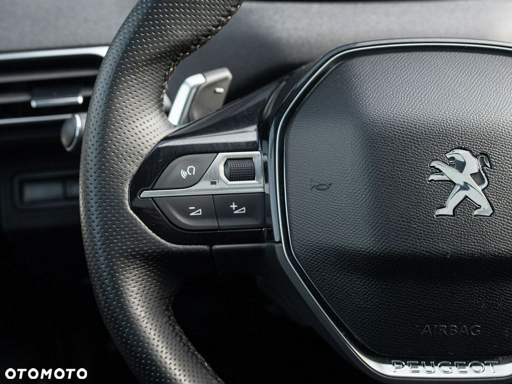 Peugeot 5008 1.6 PureTech GT S&S EAT8 - 17