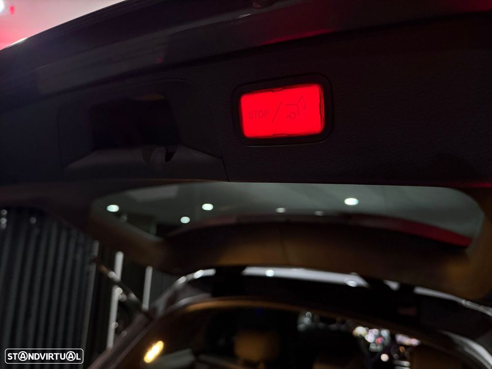 Mercedes-Benz GLC 300 e 4Matic 9G-TRONIC Avantgarde Advanced - 39