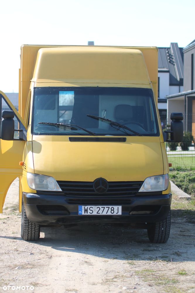 Mercedes-Benz Sprinter - 1