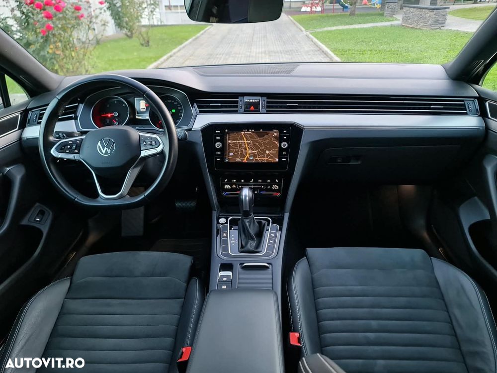 Volkswagen Passat 2.0 TDI SCR DSG Elegance - 10
