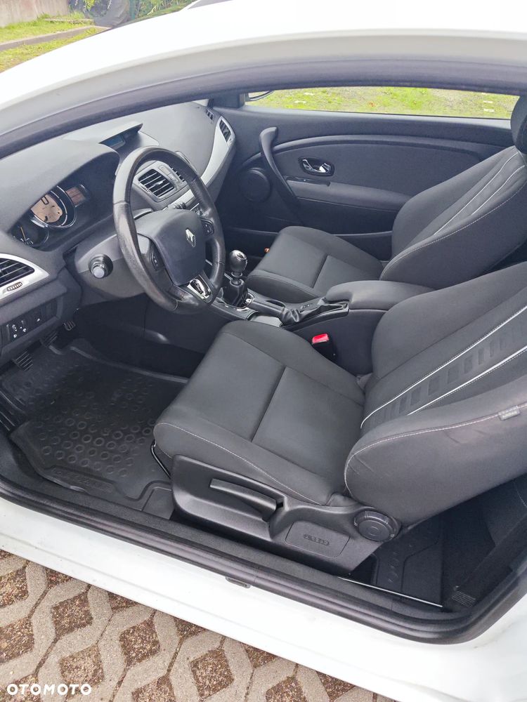 Renault Megane 1.6 16V Dynamique Euro5 - 6